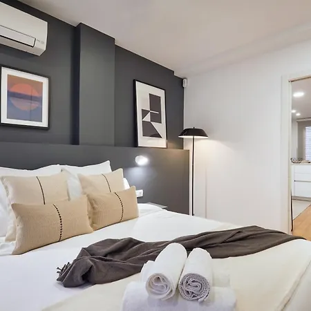 Cozy Iii - Les Corts Apartament *